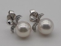 アコヤ本真珠ピンク系 K18WG ピアス